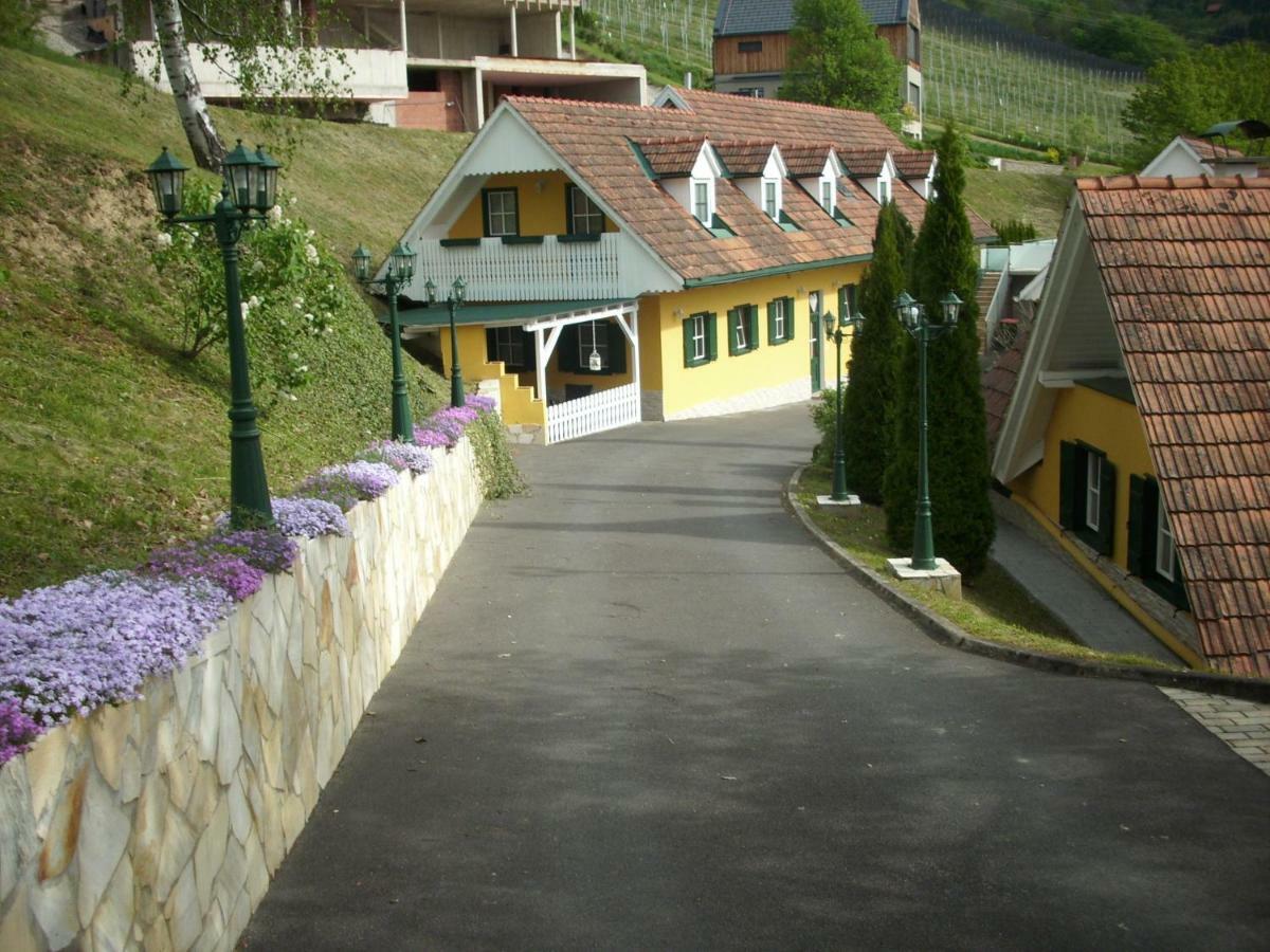 Gaestehaus Maxltoni Kitzeck im Sausal Exterior photo